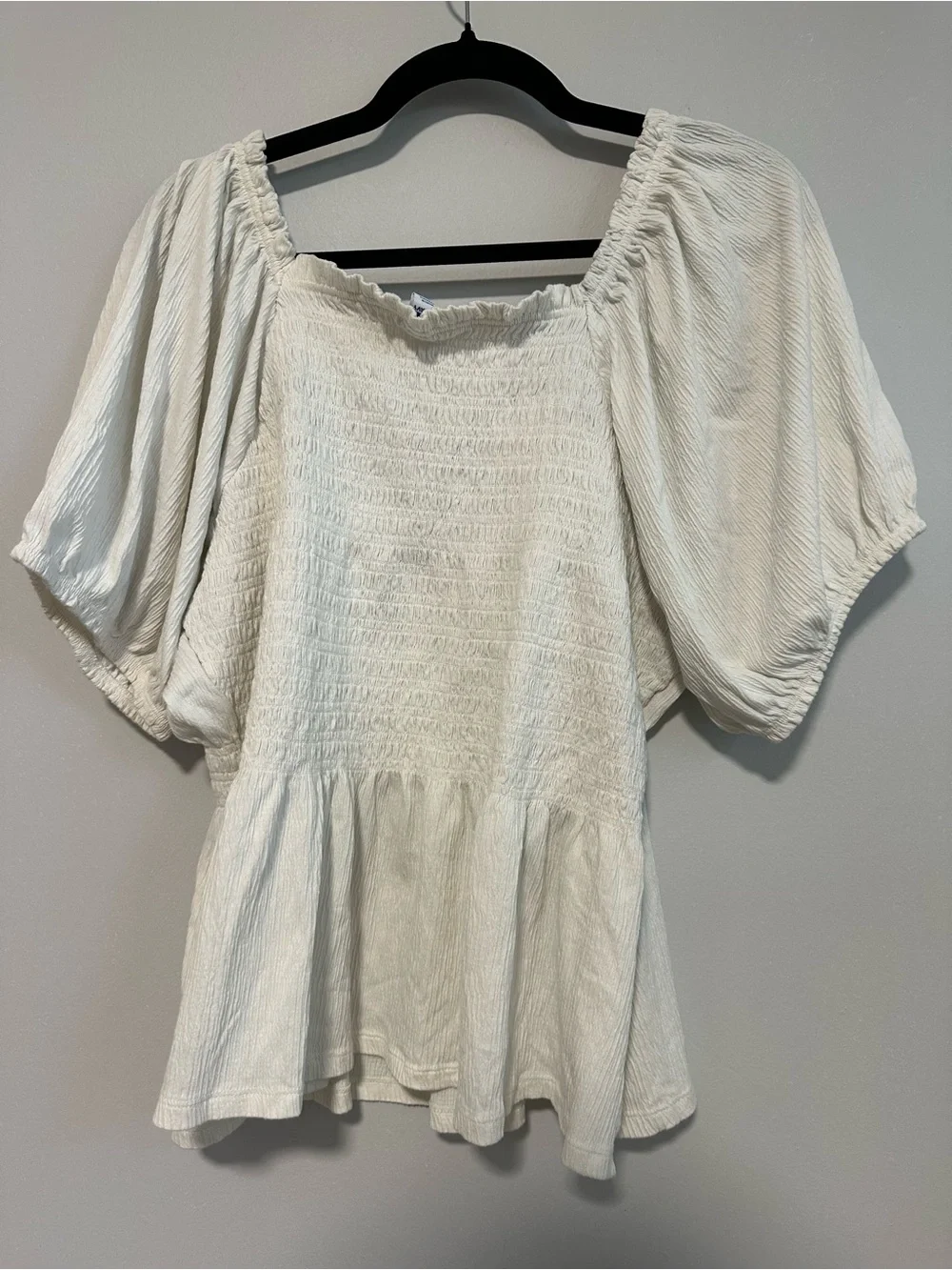 Old Navy Cream Square-Neck Puff Sleeve Blouse